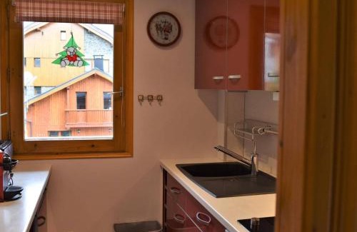 Meribel Centre Apartamento | Appartement 3 pièces avec balcon, parking et wifi, proche du centre de Méribel, pour 7 personnes - FR-1-180-211
