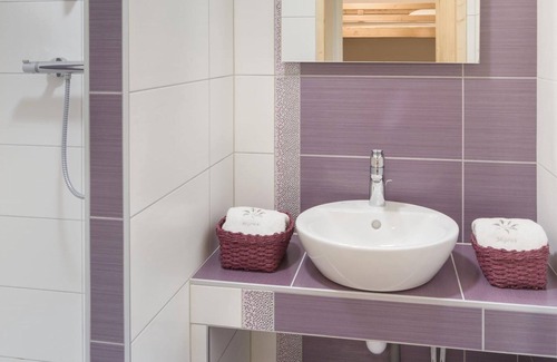 Mijoux Apartamento | TAV10-Apartamento-Baño Privado-Vista al Jardín