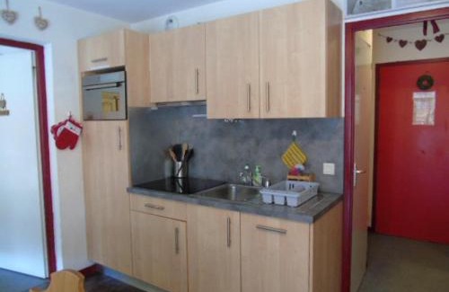 Valfrejus Apartamento | Appartement 3 pièces idéal à Valfréjus, 100m télécabine, balcon sud, 6 pers, draps inclus - FR-1-561-71