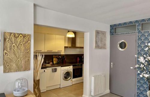 Tregastel Apartamento | Appartement 3* rénové, 1 chambre, WIFI, à 200m plage de Trégastel, centre, vélos électriques offerts - FR-1-368-229