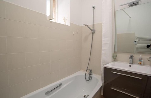 Bollene Apartamento | Appartement 55m² - 2/4 personnes en centre ville