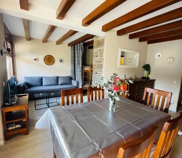 Saint-Lary-Soulan Apartamento | Appartement 58 m2 avec PISCINE INTÉRIEURE Vue Montagne Centre Village , Parking Privé