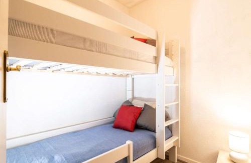 Saint-Lary-Soulan Apartamento | Appartement 6 pers, centre St-Lary, 2 ch + cabine, garage, balcon, et ascenseur - FR-1-296-361