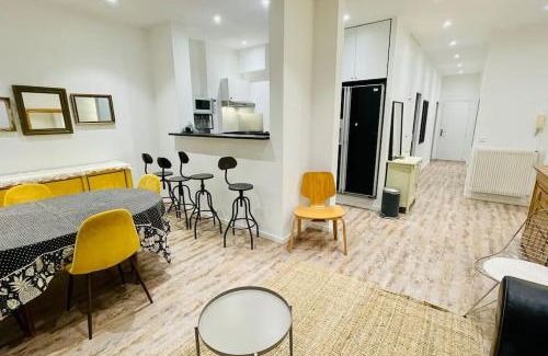 14th Arrondissement Apartamento | Appartement 6 pièces/5 chambres/calme/RDC