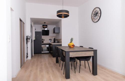 La Fleche Apartamento | Appartement 70m2 hyper centre avec baignoire balnéo