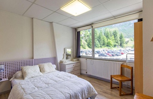 Eaux-Bonnes Apartamento | Appartement 8 places à Gourette, 3 chambres, proche pistes - FR-1-400-50