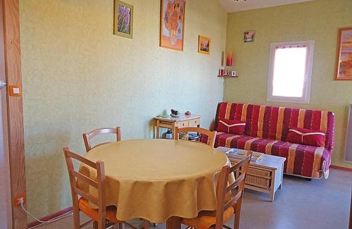 Saint-Pierre-la-Mer Apartamento | Appartement avec une superbe vue mer