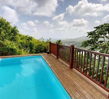Riviere-Pilote Apartamento | Appartement accueillant avec piscine à Rivière-Pilote, 33 m²
