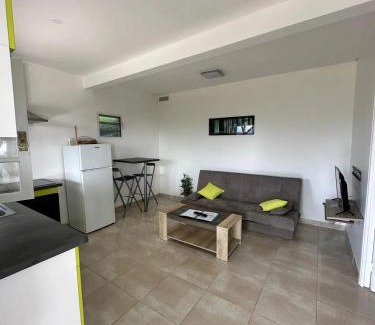 Riviere-Pilote Apartamento | Appartement accueillant avec piscine à Rivière-Pilote, 33 m²