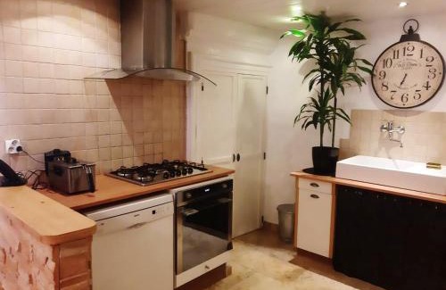 Beaucaire Apartamento | Appartement accueillant à Beaucaire - 90 m², idéal pour les familles