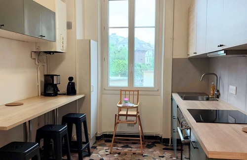 Besancon Apartamento | Appartement Ancien Rénové et Spacieux à Louer