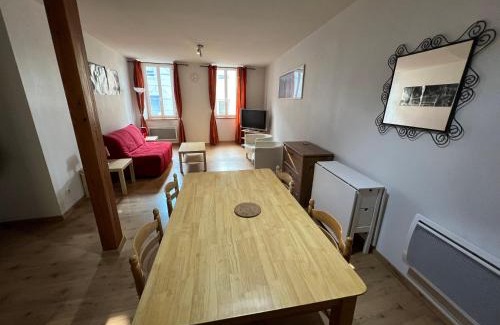 Ax-les-Thermes Apartamento | Appartement atypique d'AX