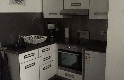 Loupian Apartamento | Appartement au Coeur D'un Village Classé
