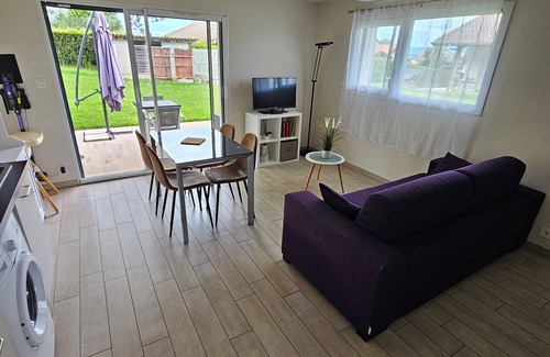 Bons-en-Chablais Apartamento | Appartement au Calme