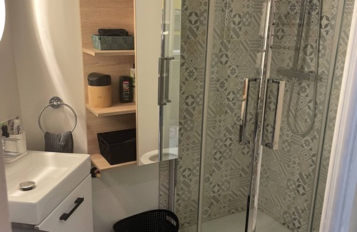Noisy-le-Sec Apartamento | Appartement au Pied de la Gare