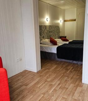 Saint-Regnobert-de-la-Cote-de-Nacre Apartamento | Appartement avec Terrasse-Plein pied ou Chambre -Plein pied