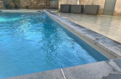 Uzes Apartamento | Appartement avec Piscine privée dans Résidence pour 6 personnes