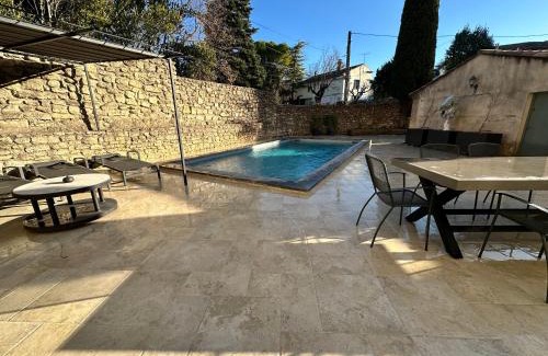 Uzes Apartamento | Appartement avec Piscine privée dans Résidence pour 6 personnes