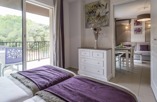 Remoulins Condominio | Appartement moderne avec Wi-Fi | Près du Pont du Gard