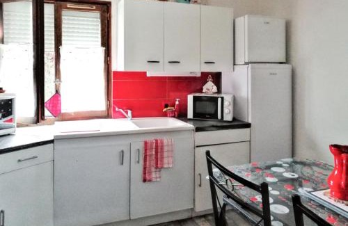 Villeneuve d'Aveyron Apartamento | Appartement charmant à Villeneuve avec jardin