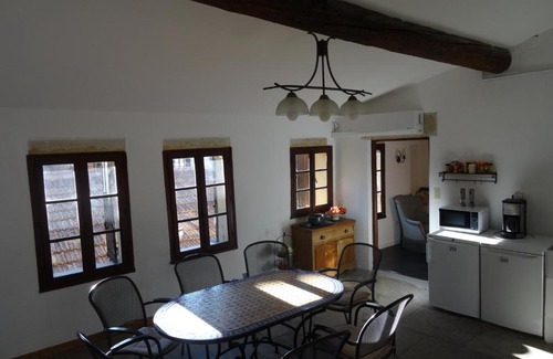 Sommieres Apartamento | Appartement centre historique Sommières