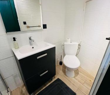 Pierrelatte Apartamento | Appartement centre ville - Pierrelatte