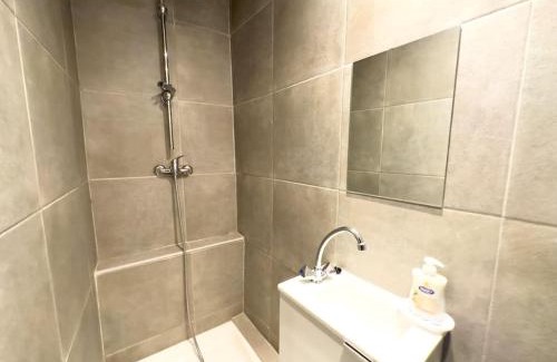 Meaux Apartamento | Appartement Cerf3-Centre ville Meaux-Gare-Disney