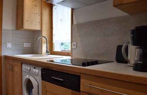 Meribel Centre Apartamento | Appartement chaleureux 4 pièces, accès direct aux pistes, proche commerces et services, parking couvert - FR-1-180-178