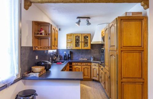 Eaux-Bonnes Apartamento | Appartement chaleureux 8 pers, 3 chambres, proche pistes à Eaux-Bonnes - FR-1-400-35