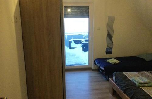 Lohr Apartamento | Appartement charmant à Lohr + 60 m² + terrasse et jardin