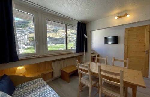 Les Menuires Apartamento | Appartement classique 2 pièces pour 4 personnes aux Menuires - FR-1-452-233