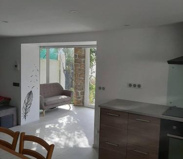 Pierrefeu-du-Var Apartamento | Appartement climatisé au calme en Provence