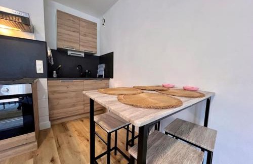 Besancon Apartamento | Appartement Climatisé 4prsn Au pied de la Citadelle