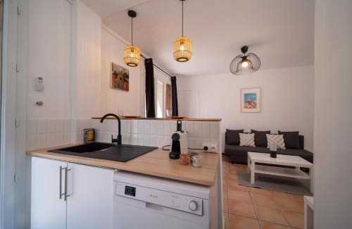 Saint-Charles Apartamento | Appartement climatisé avec parking 4 couchages à 5min à pieds de la gare ST Charles