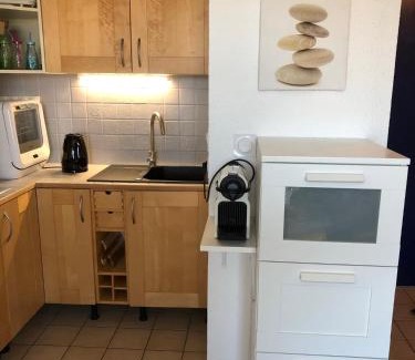 Lacanau-Ocean Apartamento | Appartement Climatisé avec Piscine & Mer Bleu Marine