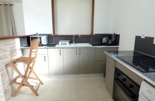 Trois-Ilets Apartamento | Appartement confortable aux Trois Îlets - 85 m² - Vue montagne