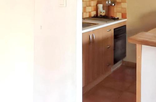 Giens Apartamento | Appartement confortable à Hyères avec terrasse