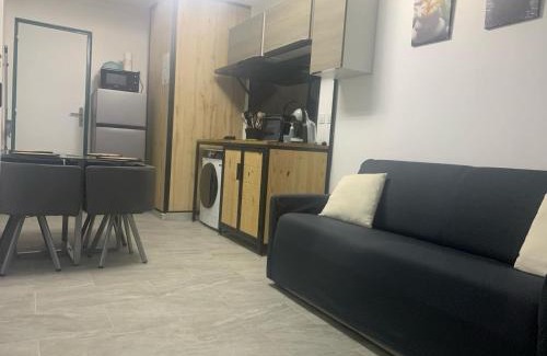 Rivesaltes Apartamento | Appartement coquet