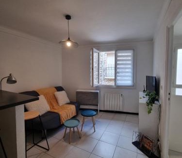 Le Boulou Apartamento | Appartement coquet Le Boulou