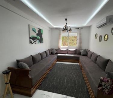 Hjar Ennhal Apartamento | appartement coquette face à la forêt proche chu aéroport bas prix