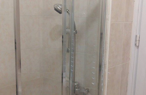 Aubervilliers Apartamento | Appartement Cosy à 5 Minutes de Métro Proche Paris Stade de France