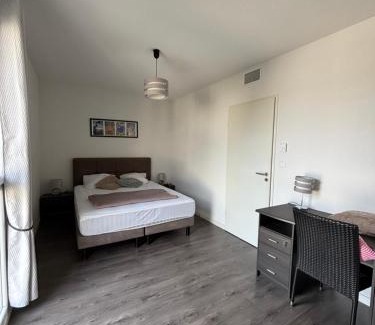 Serignan Apartamento | Appartement cosy à Valras-Plage 5 min à pied de la mer Climatisé 2 chambres Terrasse