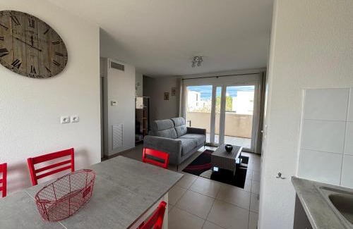Serignan Apartamento | Appartement cosy à Valras-Plage 5 min à pied de la mer Climatisé 2 chambres Terrasse