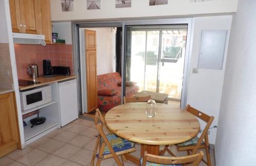 Marseillan Apartamento | Appartement cosy 2 pièces cabine, 2 terrasses, parking, à 140m de la plage ! - FR-1-326-538