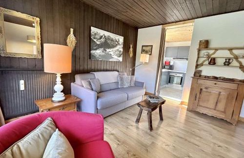 Megeve Apartamento | Appartement cosy 2 pièces avec balcon, proche centre et télécabine, piscine et tennis en été - FR-1-597-20