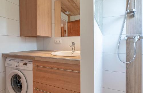 Megeve Apartamento | Appartement cosy 4 pers, 1 ch, proche télécabines et centre, balcon exposé sud, parking, wifi - FR-1-453-59