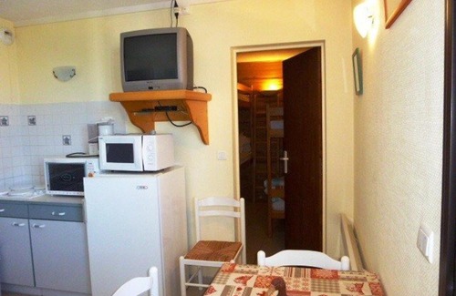 Arette Apartamento | Appartement cosy, accès direct pistes, 5-6 pers., casier à skis, fondue & raclette, parking gratuit - FR-1-602-53