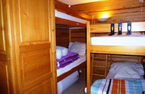 Arette Apartamento | Appartement cosy, accès direct pistes, 5-6 pers., casier à skis, fondue & raclette, parking gratuit - FR-1-602-53