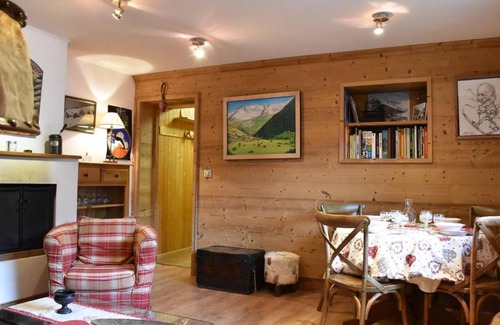 Meribel Centre Apartamento | Appartement cosy avec cheminée, terrasse et parking, proche pistes et commerces - Méribel - FR-1-180-552