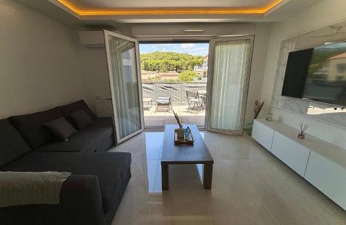 Ollioules Apartamento | Appartement Cosy avec Piscine